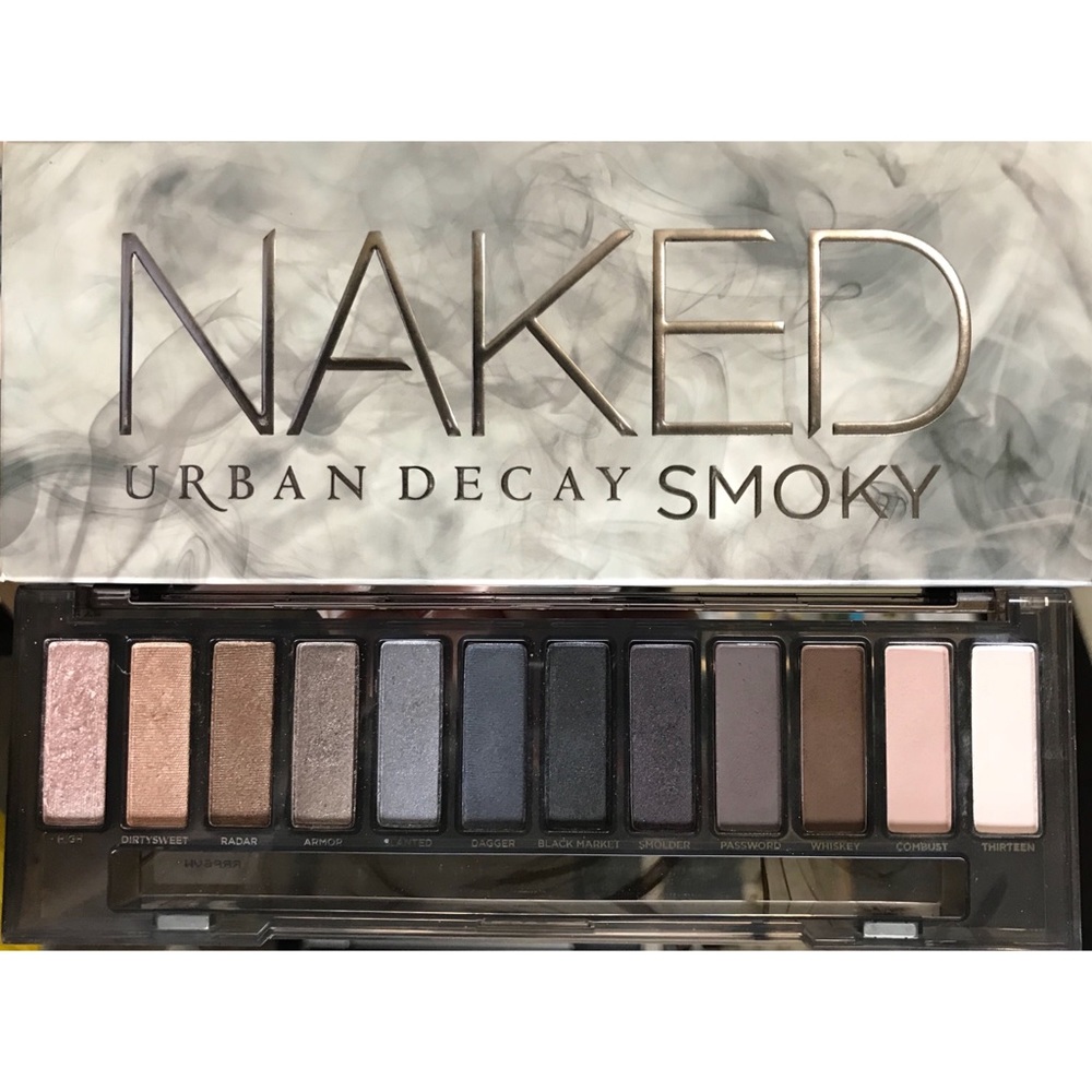 Urban Decay Naked Smokey Palette